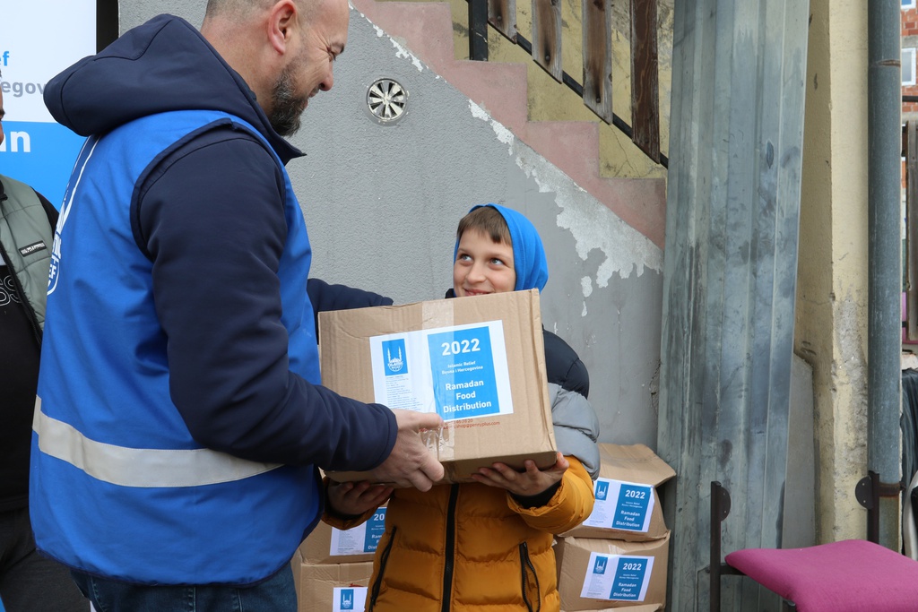 Sadaqa / Où le besoin est le plus grand